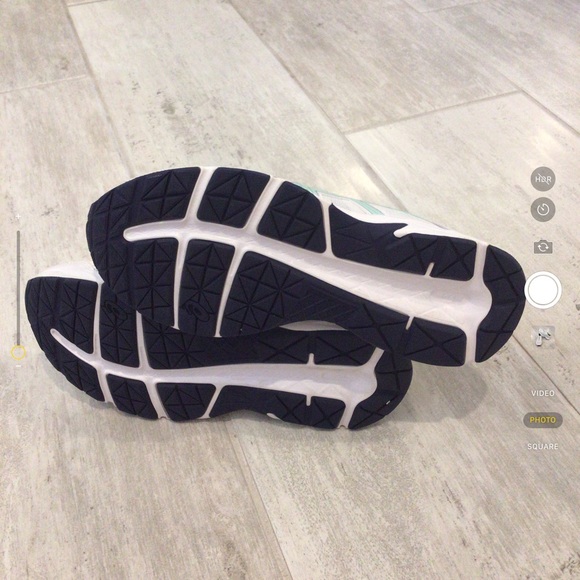 ASICS sneakers - Picture 2 of 3